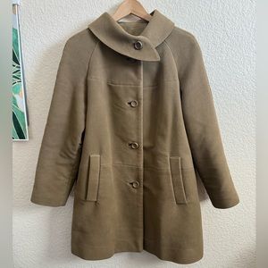 Vintage 60s Coat with removable fur collar
